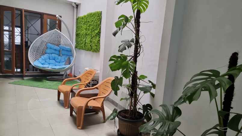dijual rumah jalan mampang prapatan