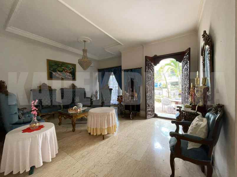 dijual rumah jalan moh yamin