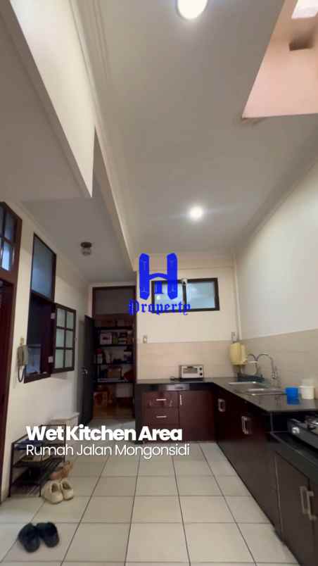dijual rumah jalan mongonsidi daerah