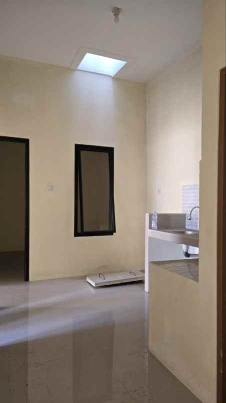 dijual rumah jalan pondok rajeg
