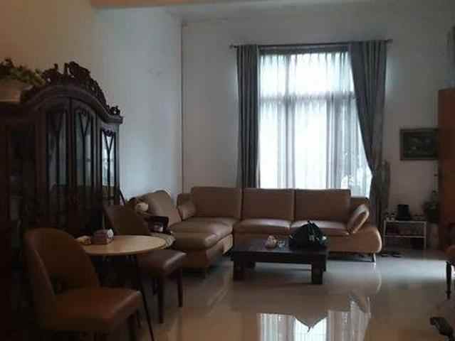 dijual rumah jalan pratama kemang