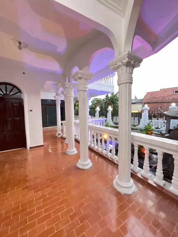 dijual rumah jalan pugeran barat