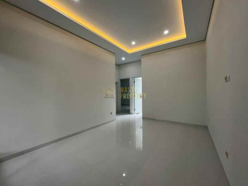 dijual rumah jalan purbaya cebongan