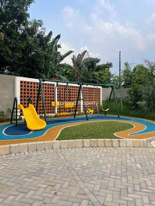 dijual rumah jalan raya alam sutera serpong