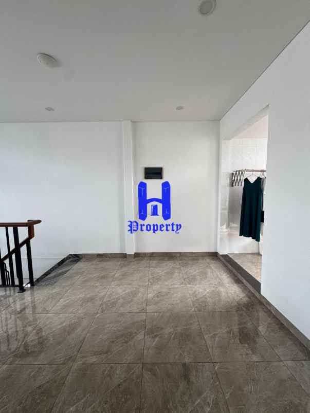 dijual rumah jalan s parman daerah petisah