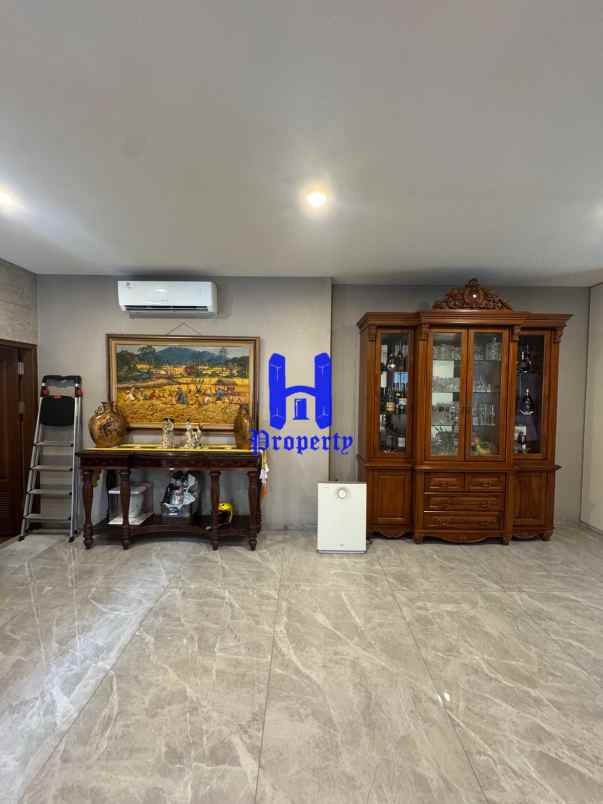 dijual rumah jalan s parman daerah petisah