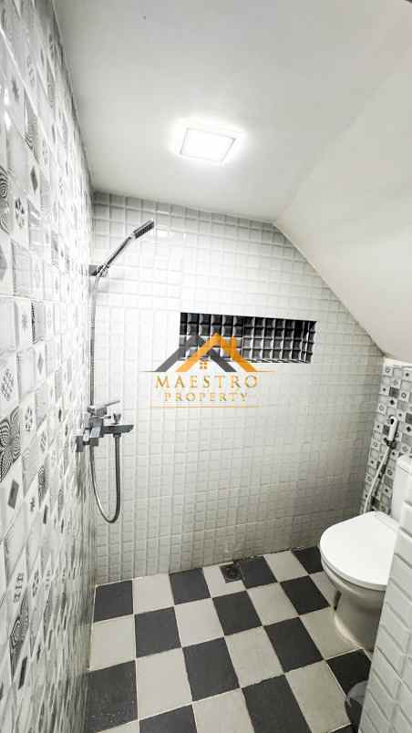 dijual rumah jalan tarutung dekat