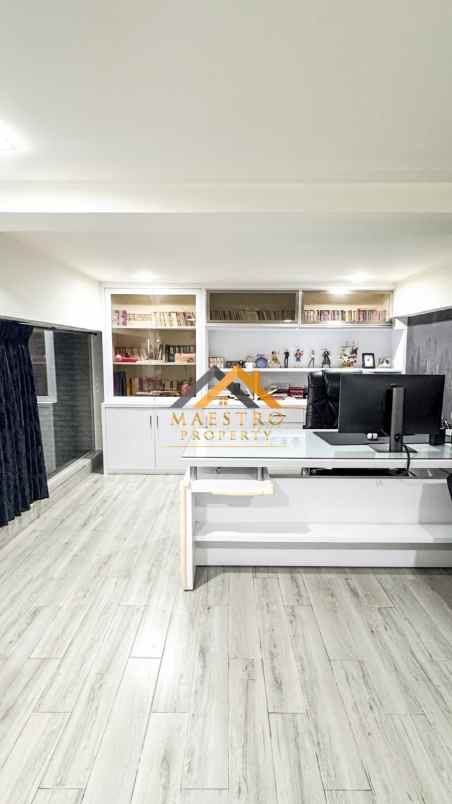 dijual rumah jalan tarutung dekat