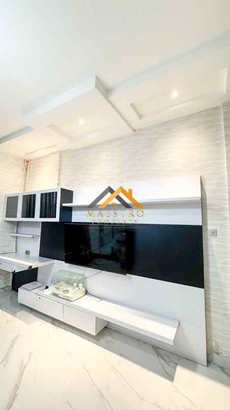 dijual rumah jalan tarutung dekat