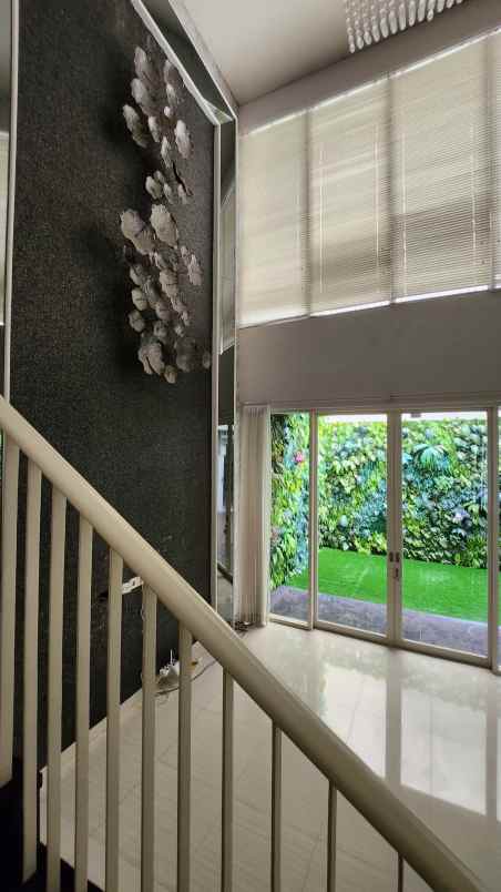 dijual rumah jalan wisata bukit mas