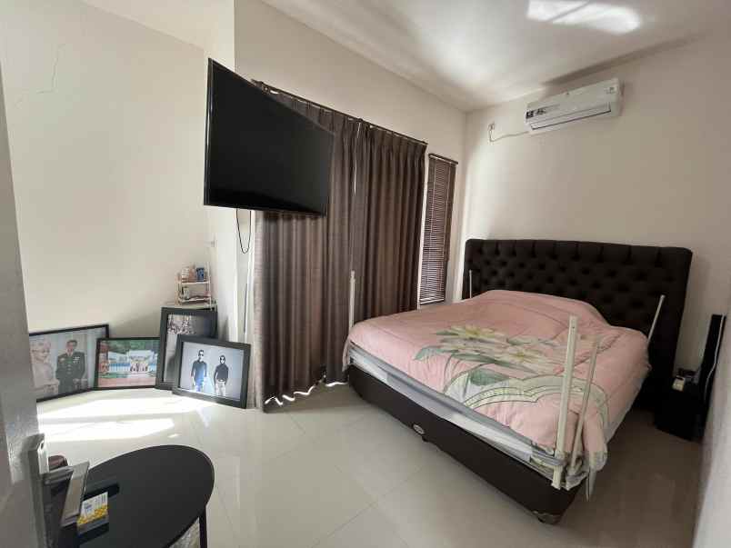 dijual rumah jatihandap