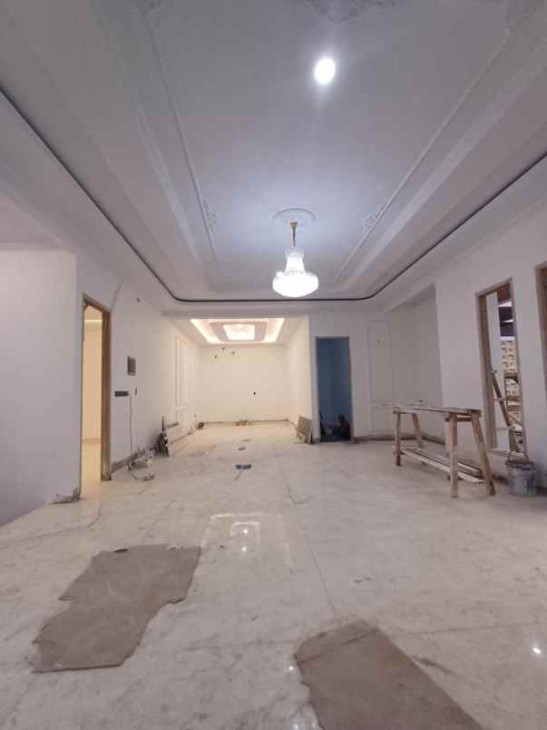 dijual rumah jatipadang