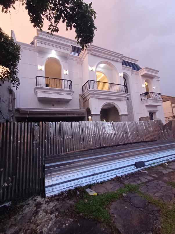 dijual rumah jatipadang