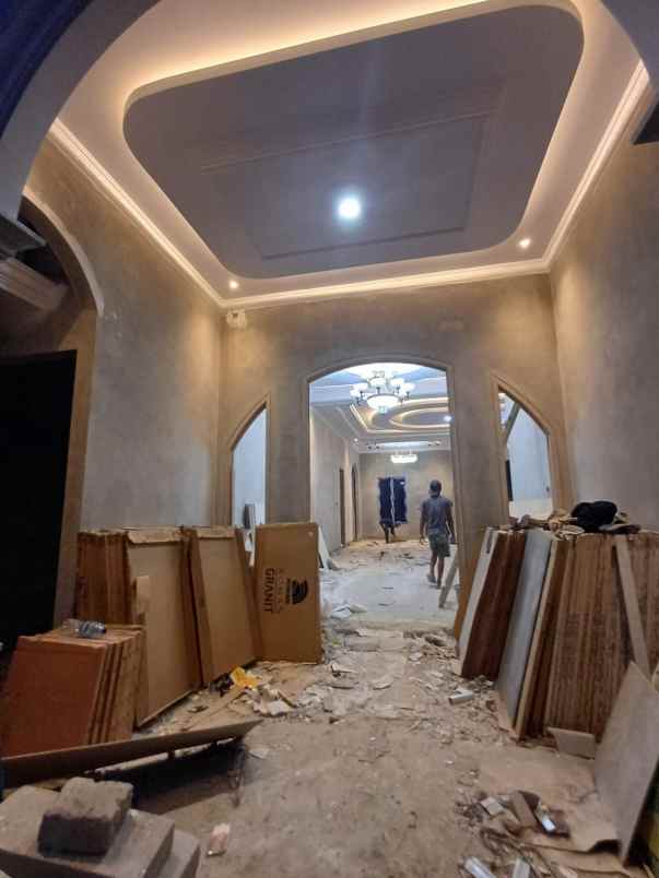 dijual rumah jatipadang