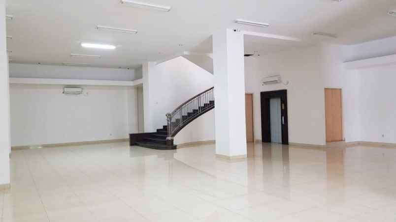 dijual rumah jemursari