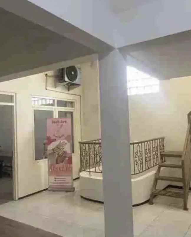 dijual rumah jl baruk barat kedung