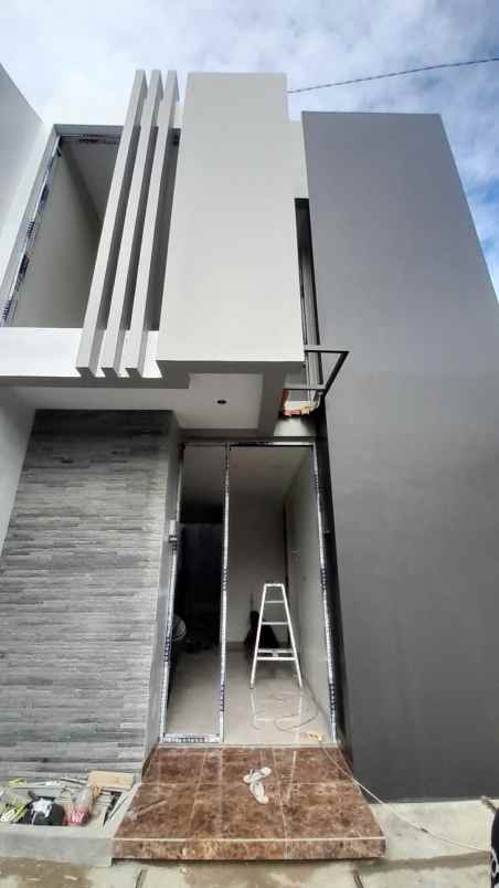 dijual rumah jl batu indah batununggal