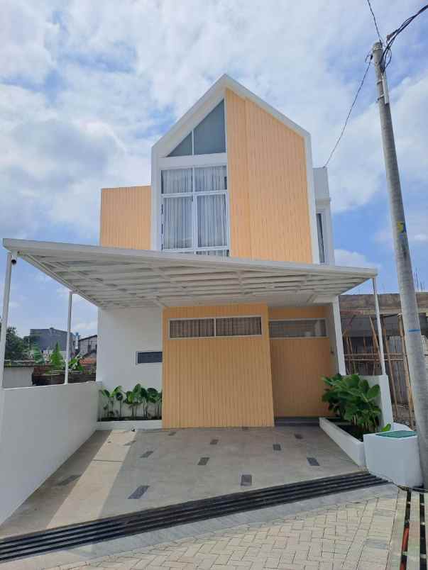 dijual rumah jl budi pasteur bandung