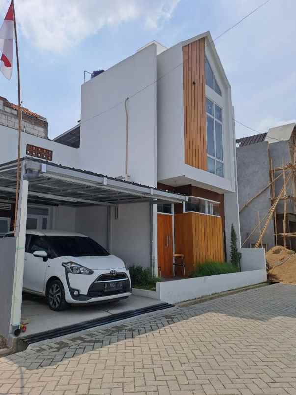 dijual rumah jl budi pasteur bandung