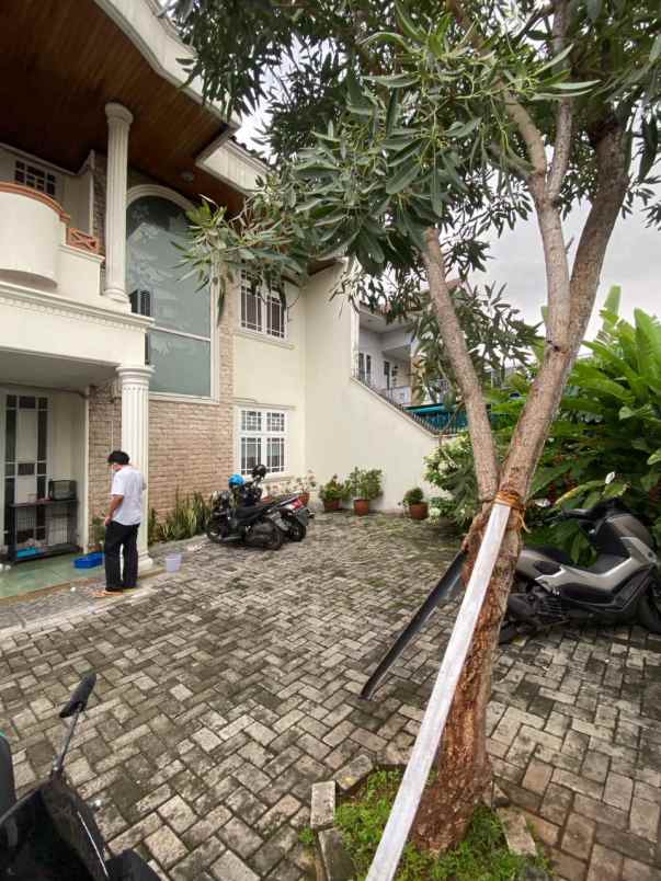 dijual rumah jl cempaka
