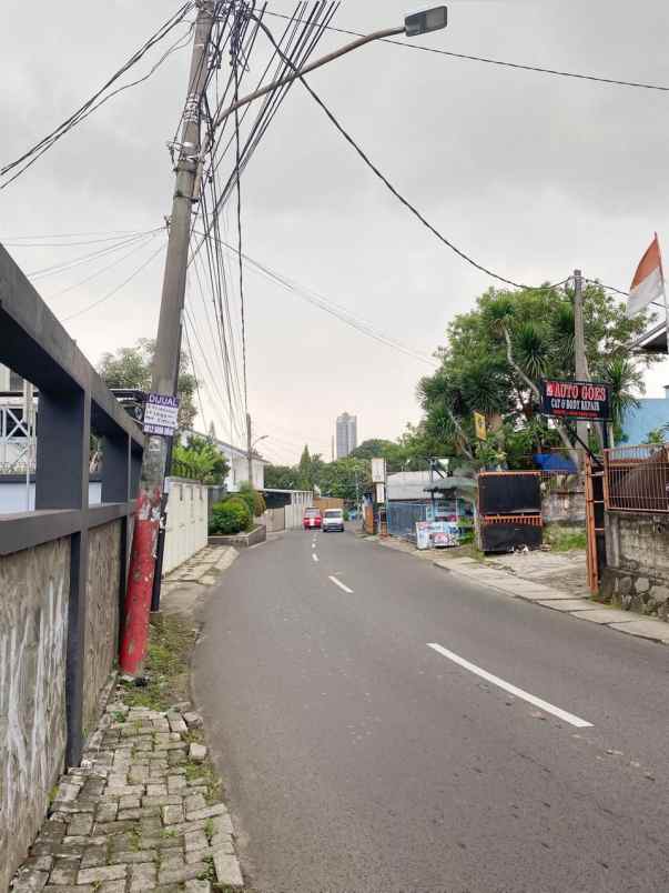 dijual rumah jl cempaka