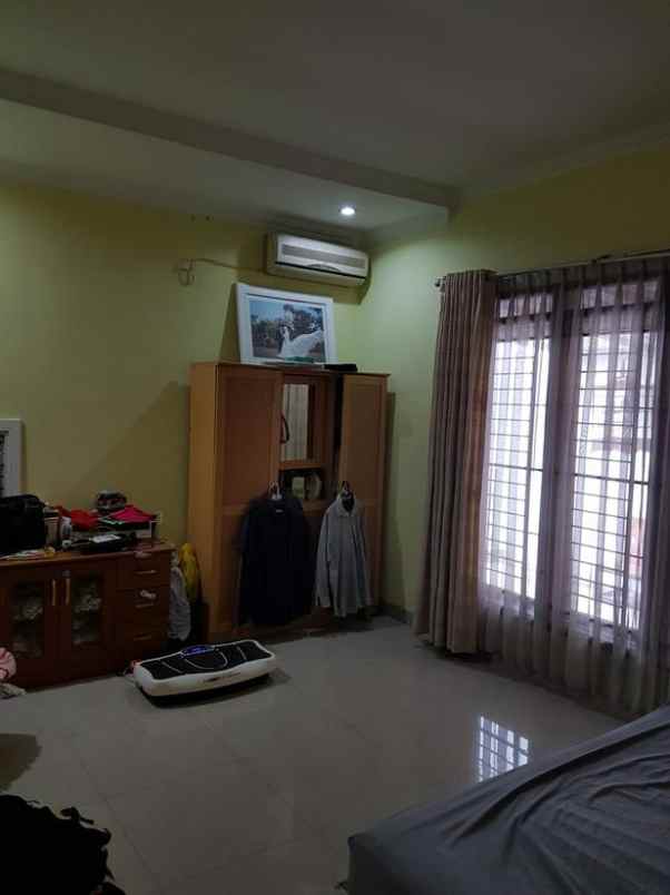 dijual rumah jl ciganitri buahbatu bandung