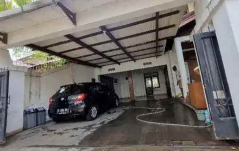 dijual rumah jl deplu adam malik cipadu