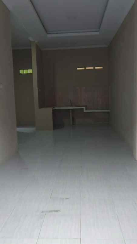 dijual rumah jl gaga semanan rt 001 rw