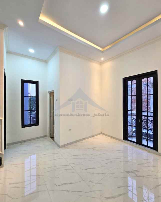 dijual rumah jl kahfi 2 jagakarsa