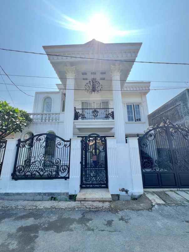 dijual rumah jl kalijati antapani