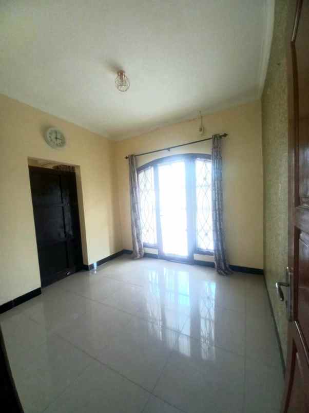 dijual rumah jl kemang raya