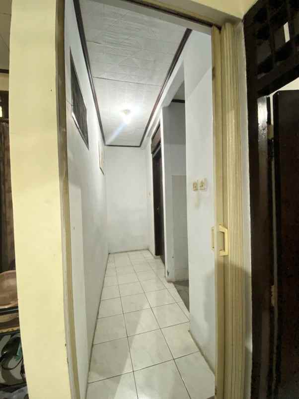 dijual rumah jl krakatau blok a5 no 4