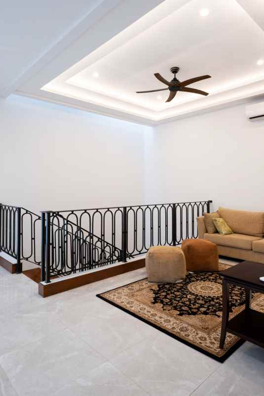 dijual rumah jl lebak bulus cilandak