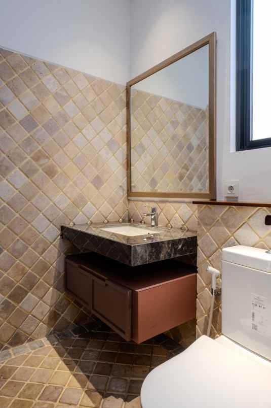 dijual rumah jl lebak bulus cilandak