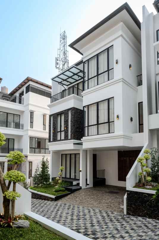 dijual rumah jl lebak bulus cilandak