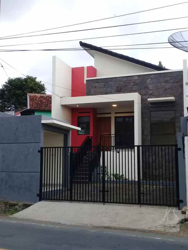 dijual rumah jl raya bandung ciwidey