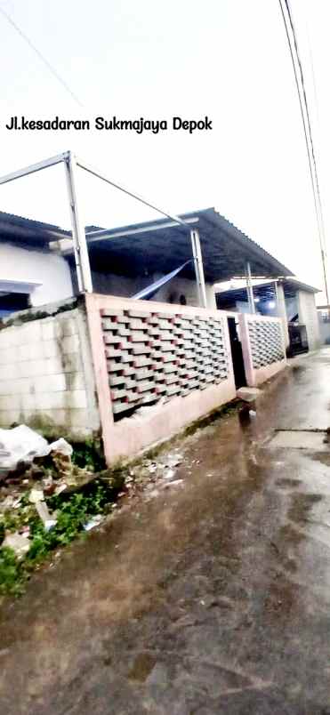 dijual rumah jl raya sukmajaya