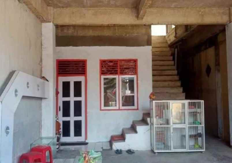 dijual rumah jl serasi delima