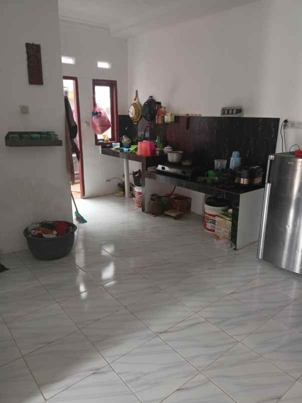 dijual rumah jl suka karya