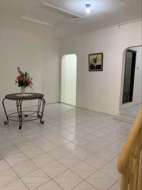 dijual rumah jl wijaya kusuma