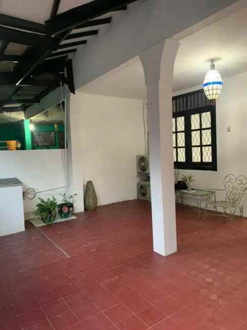 dijual rumah jl wijaya kusuma