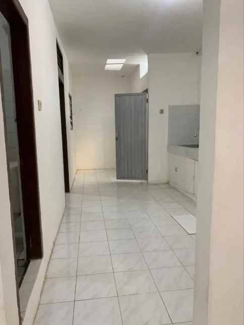 dijual rumah jl wijaya kusuma