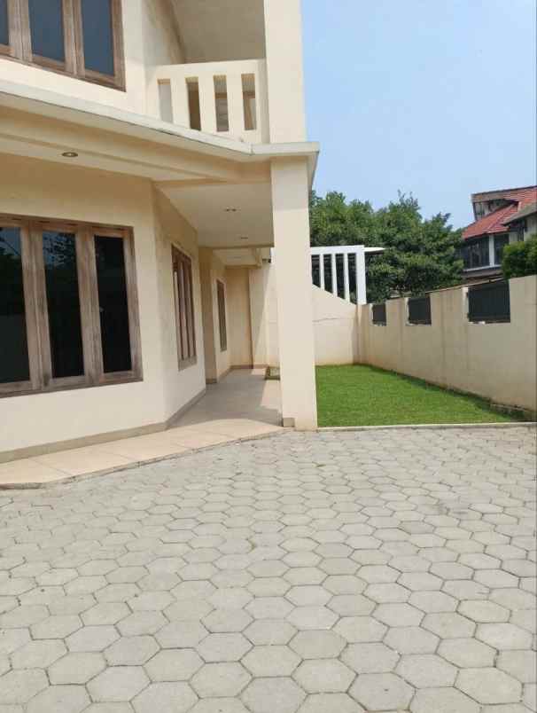 dijual rumah jln bintaro jaya sektor 2