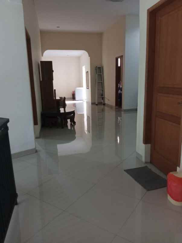 dijual rumah jln bintaro jaya sektor 2