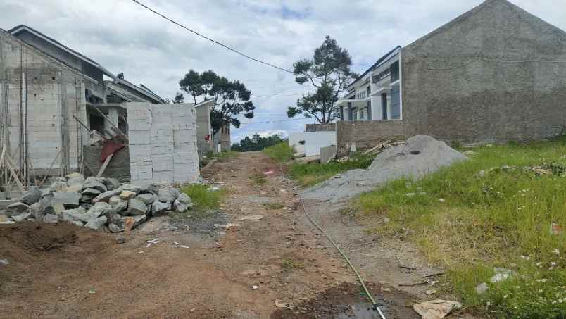 dijual rumah jln haji gopur cimahi