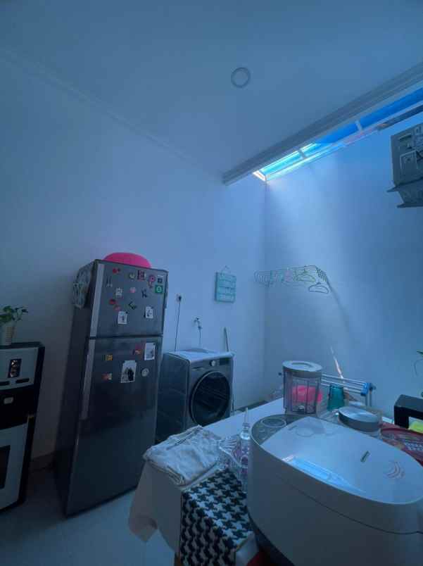 dijual rumah kalibaru cilodong depok