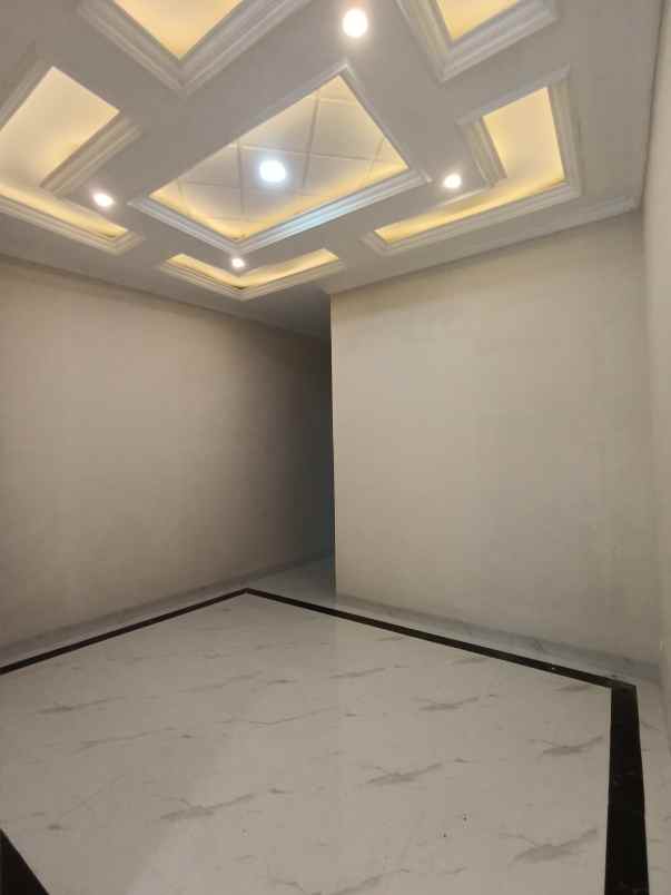 dijual rumah kalimulya 5 menit stasiun