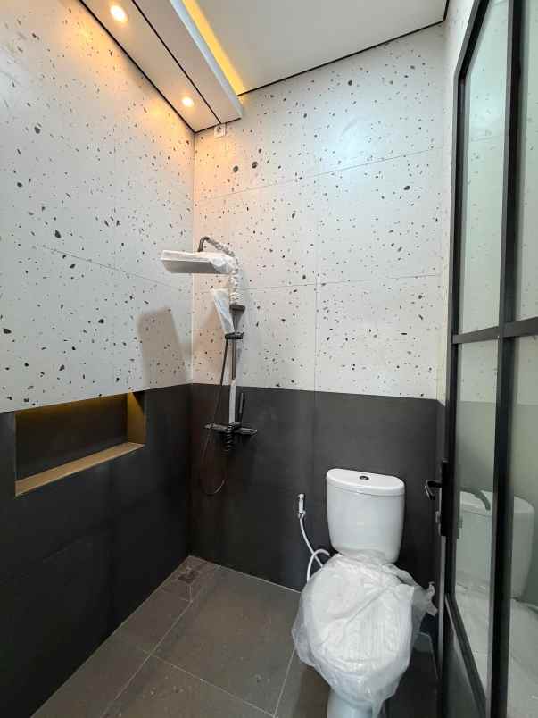 dijual rumah kaliurang km 12 5
