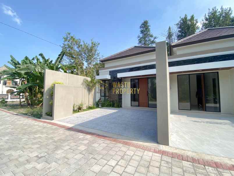 dijual rumah kampus ugm sleman