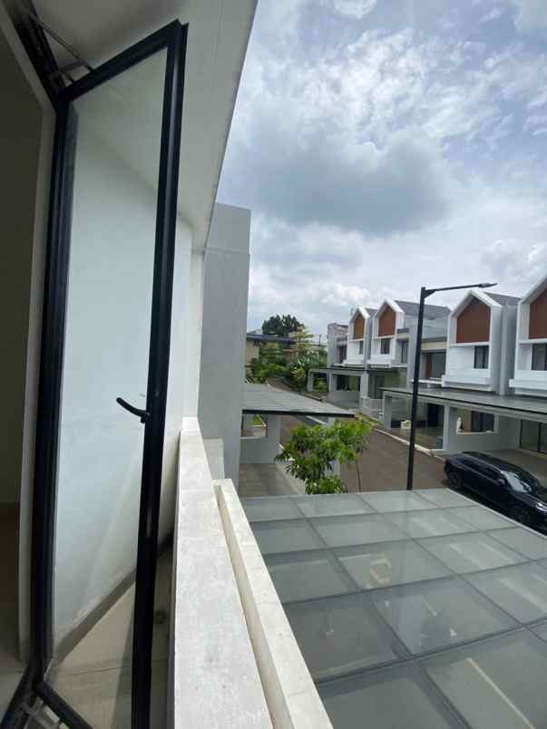 dijual rumah karanggan cibinong bogor